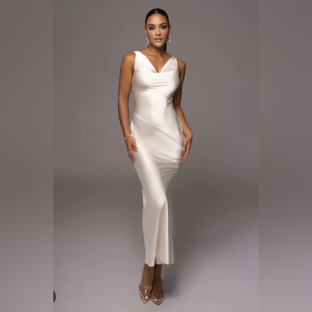 Ivory Maxi Dress Size Small